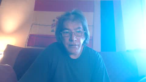 Snapshot of adan51 chatting on 05/22/26, 05:36 Adan online show from 05/22/26, 05:36