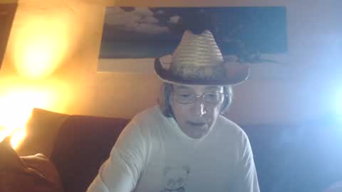 Snapshot of adan51 chatting on 07/02/26, 05:02 Adan online show from 07/02/26, 05:02