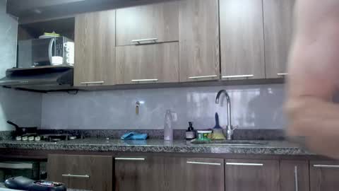 Snapshot of adan_eva960 chatting on 02/25/25, 12:55 eva online show from 02/25/25, 12:55