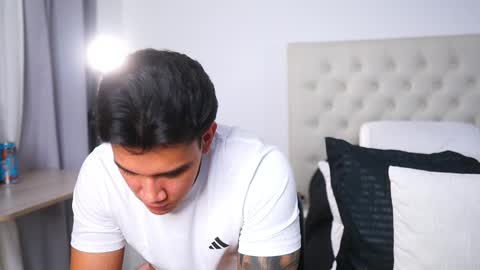 Snapshot of adan_johns chatting on 02/11/25, 08:26 Adan Johns online show from 02/11/25, 08:26