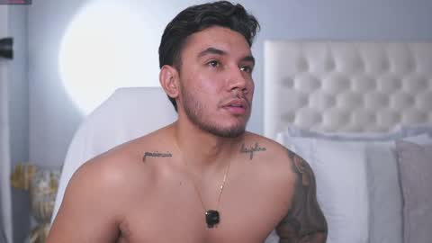 Snapshot of adan_johns chatting on 04/20/26, 07:48 Adan Johns online show from 04/20/26, 07:48