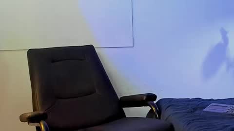 adan online show from 02/11/25, 12:38