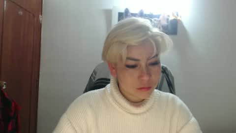 adan_romanoff online show from 10/16/25, 07:42