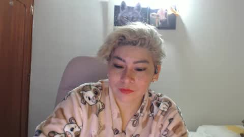 adan_romanoff online show from 11/06/25, 07:31