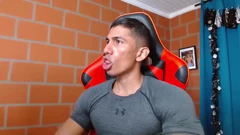 Adan Sin online show from 12/14/24, 03:58