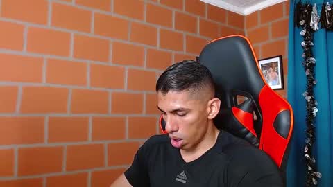 Adan Sin online show from 12/21/24, 06:55