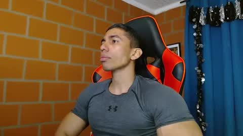 Adan Sin online show from 01/04/25, 03:49