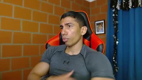 Adan Sin online show from 01/04/25, 07:02