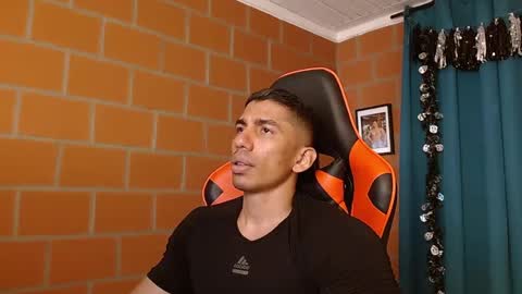 Adan Sin online show from 01/06/25, 05:49