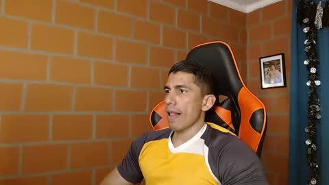 Adan Sin online show from 01/17/25, 08:00