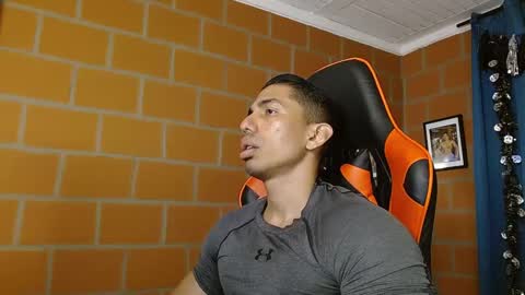 Adan Sin online show from 02/24/25, 06:04