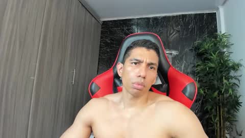 Snapshot of adan_sin1 chatting on 04/18/26, 07:07 Adan Sin online show from 04/18/26, 07:07