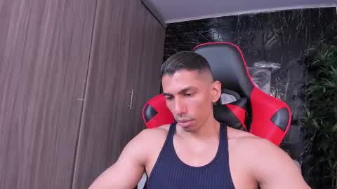 Snapshot of adan_sin1 chatting on 04/20/26, 04:21 Adan Sin online show from 04/20/26, 04:21