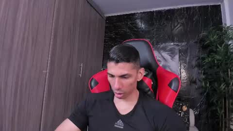 Snapshot of adan_sin1 chatting on 06/20/26, 03:37 Adan Sin online show from 06/20/26, 03:37