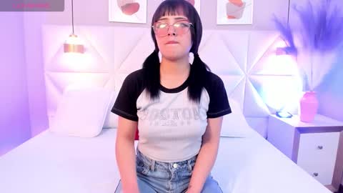 adara_carter_ online show from 09/23/25, 06:05