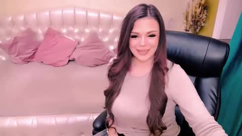 Snapshot of adarubyy chatting on 02/15/25, 02:47 adarubyy online show from 02/15/25, 02:47