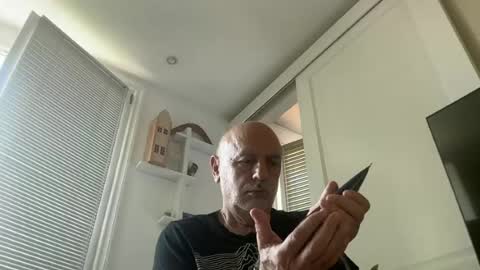 Snapshot of add_me_2 chatting on 06/23/26, 10:35 add_me_2 online show from 06/23/26, 10:35