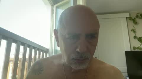 Snapshot of add_me_2 chatting on 06/25/26, 09:14 add_me_2 online show from 06/25/26, 09:14