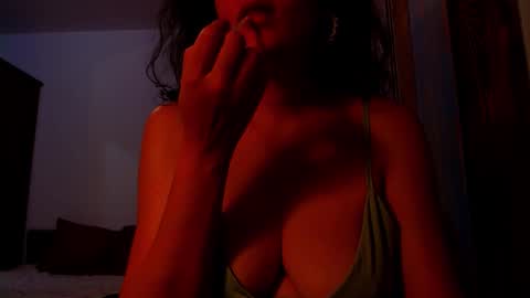 amy        online show from 10/16/25, 01:45