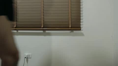 Snapshot of addictedd_63 chatting on 04/24/26, 08:39 edd online show from 04/24/26, 08:39