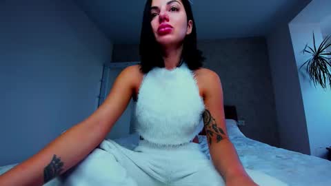 Sabi online show from 11/02/25, 06:27