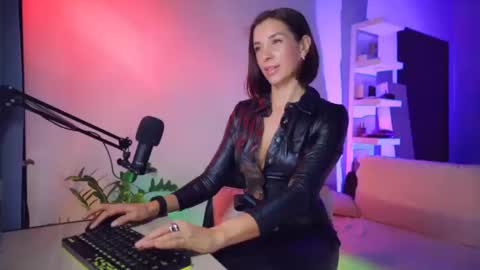 ADDICTION online show from 10/12/25, 09:52