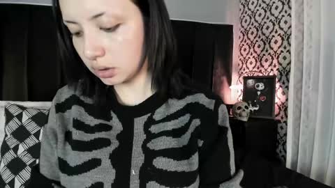 Ade  online show from 04/17/26, 04:54