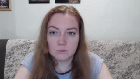 Snapshot of adel_redhead_ chatting on 01/11/26, 02:44 Adel online show from 01/11/26, 02:44