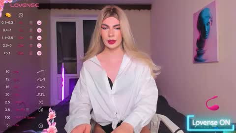 Adel online show from 09/20/25, 07:37