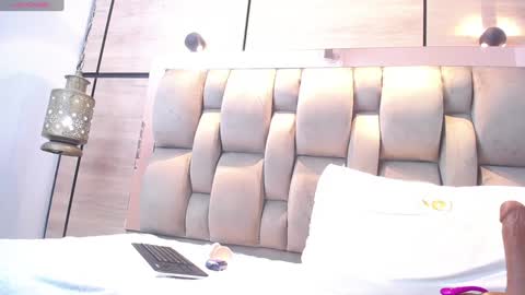 Snapshot of adela_chase chatting on 01/25/25, 05:07 adela chase online show from 01/25/25, 05:07