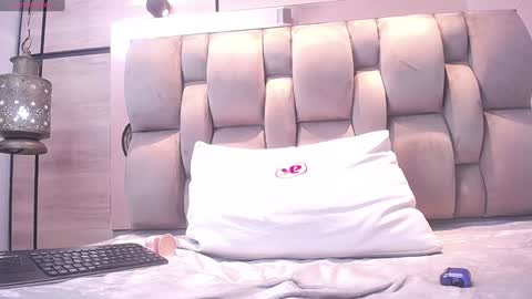 Snapshot of adela_chase chatting on 02/03/25, 07:51 adela chase online show from 02/03/25, 07:51