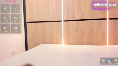 Snapshot of adela_chase chatting on 10/17/25, 02:59 adela chase online show from 10/17/25, 02:59