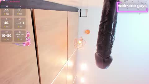 Snapshot of adela_chase chatting on 11/11/25, 02:00 adela chase online show from 11/11/25, 02:00