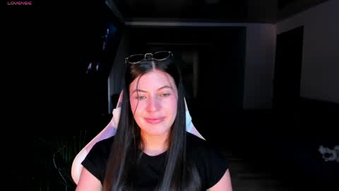 Snapshot of adela_parker chatting on 04/28/26, 07:52 Adela Parker online show from 04/28/26, 07:52
