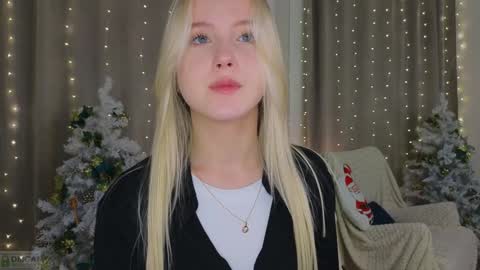 Adele online show from 01/08/25, 12:17