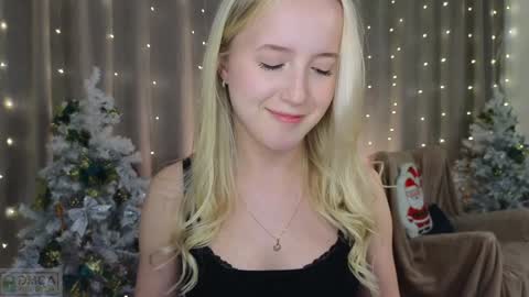 Adele online show from 01/20/25, 12:04