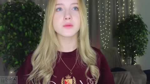 Snapshot of adele_armas chatting on 02/27/25, 06:20 Adele online show from 02/27/25, 06:20