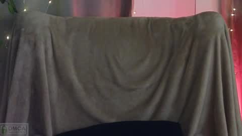 Adele online show from 02/28/25, 10:17