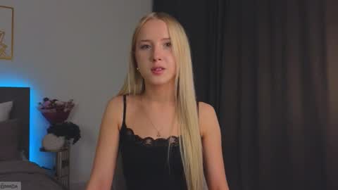 Snapshot of adele_armas chatting on 10/10/25, 09:36 Adele online show from 10/10/25, 09:36