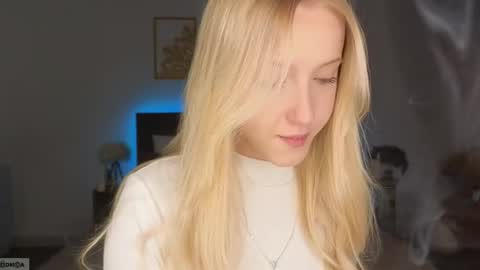 Snapshot of adele_armas chatting on 03/17/26, 08:56 Adele online show from 03/17/26, 08:56