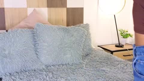 Andrea online show from 01/21/25, 02:37