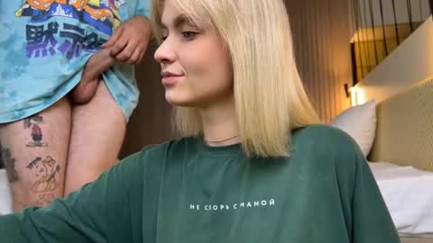 Adele Nick online show from 09/20/25, 08:48