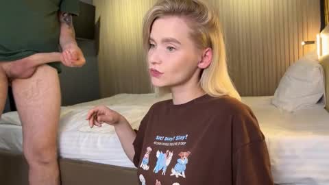 Adele Nick online show from 11/10/25, 12:15