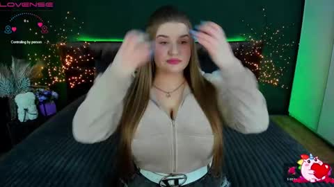 Snapshot of adele_sugar chatting on 02/20/25, 09:09 Your Adele online show from 02/20/25, 09:09