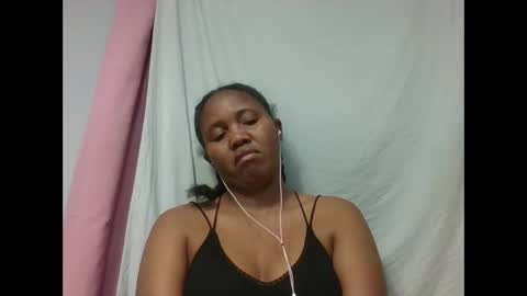 Snapshot of adelealy chatting on 10/29/25, 06:31 adelealy online show from 10/29/25, 06:31