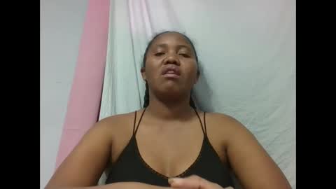 Snapshot of adelealy chatting on 10/31/25, 06:47 adelealy online show from 10/31/25, 06:47