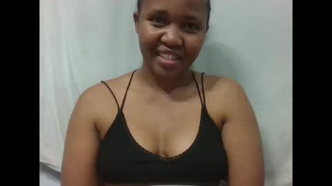 Snapshot of adelealy chatting on 11/27/25, 06:15 adelealy online show from 11/27/25, 06:15