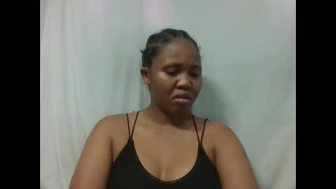 Snapshot of adelealy chatting on 11/28/25, 08:39 adelealy online show from 11/28/25, 08:39