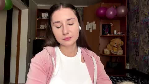 Poly online show from 02/24/26, 06:11