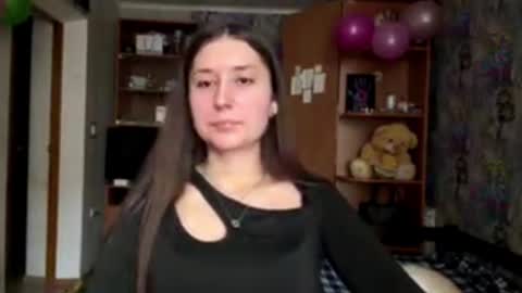 Poly online show from 02/25/26, 07:18